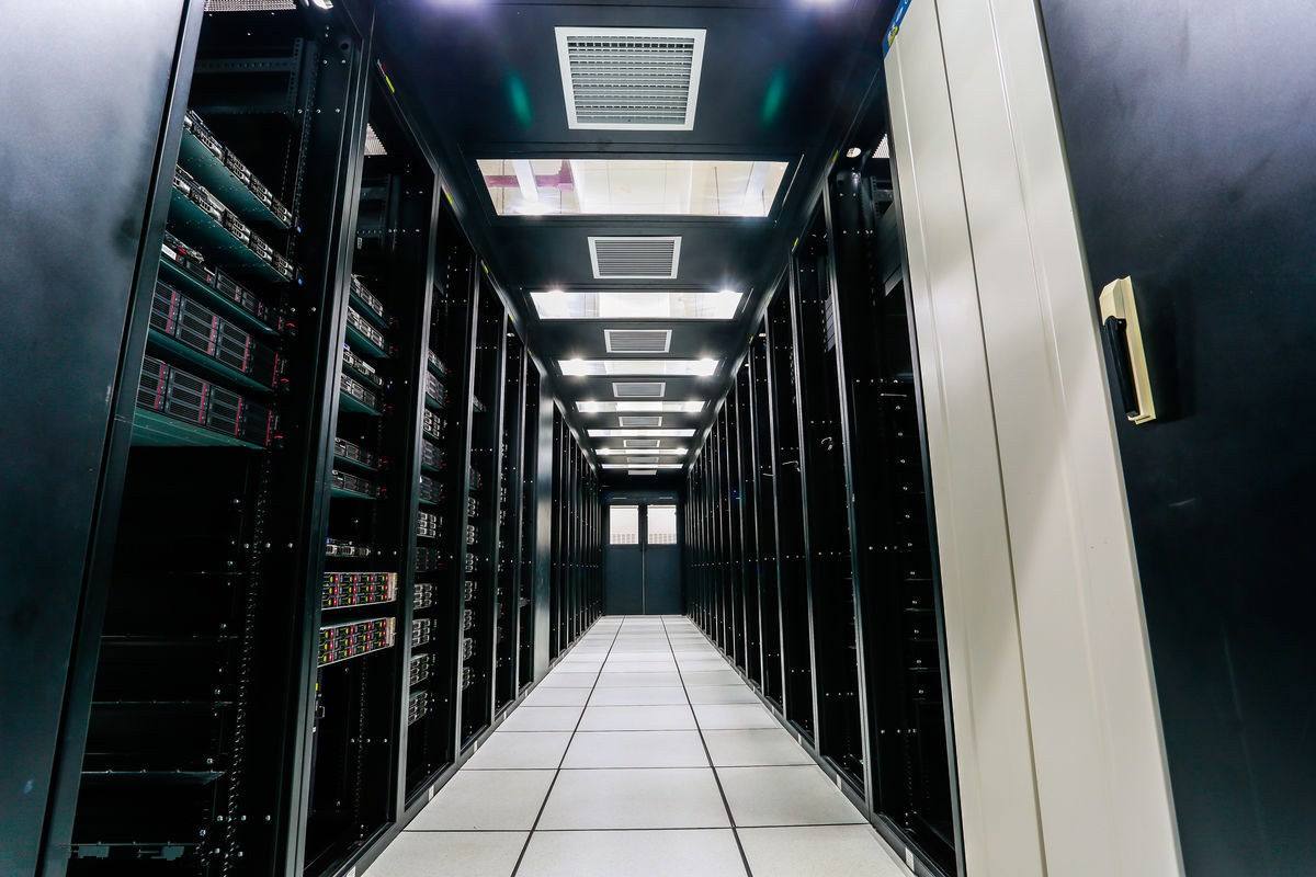 选用美国免备案服务器时需要考虑的三个问题